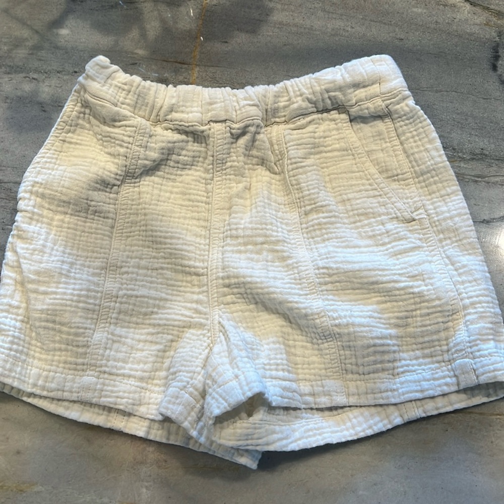 Madewell comfy white beach shorts